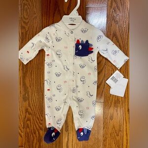 NWT Sterling Baby white dinosaur sleeper with footies- size NB